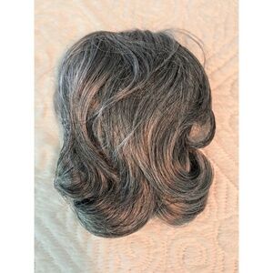 Grey Silver Wavy Curly Hairpiece Layered Synthetic Style Elegant Modern